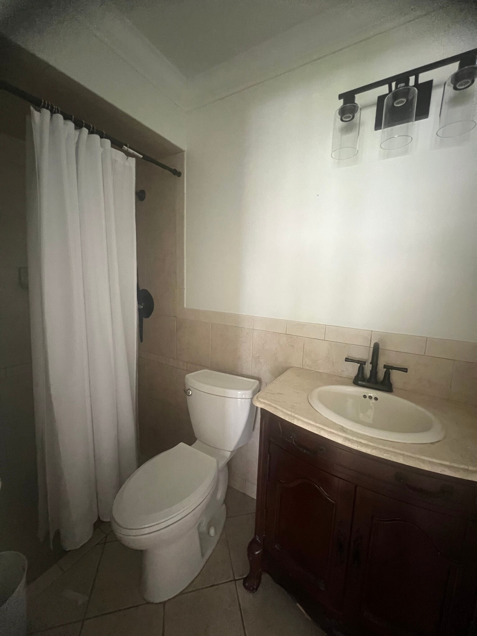In suite master bath with shower - 403 SW 78th Pl