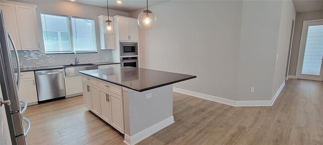 Building Photo - 28564 Sweet Persimmon Dr