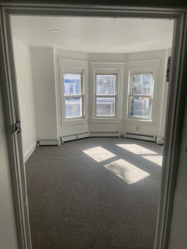 Master Bedroom - 236 Rosemont Ave