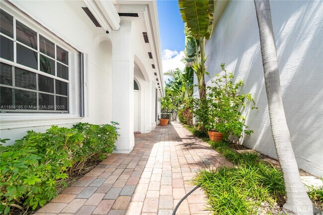Building Photo - 3975 194th Trl
