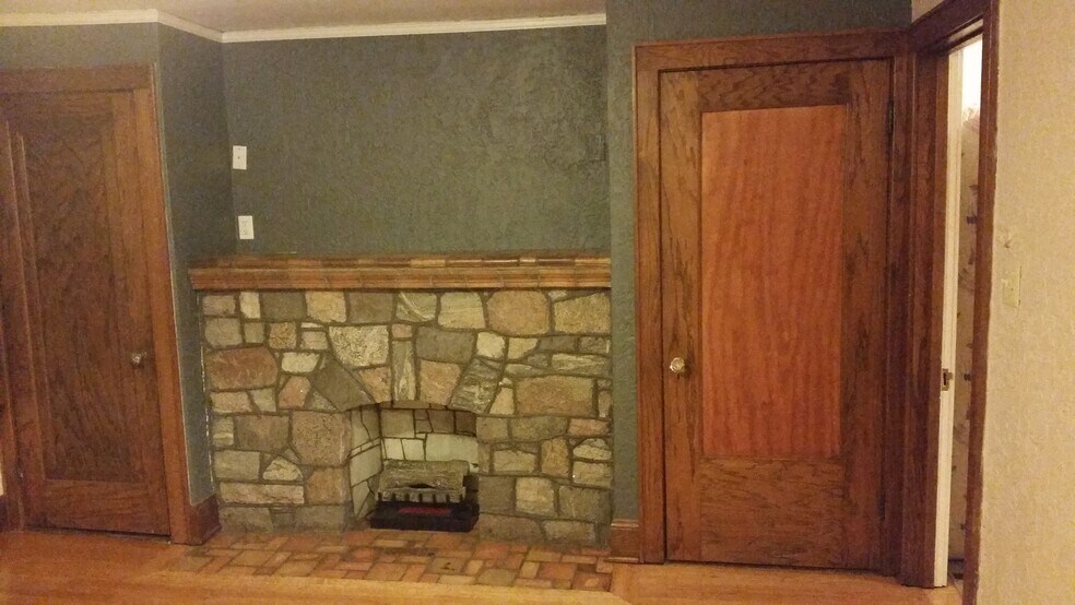 Building Photo - 2628-2630 N 59th St