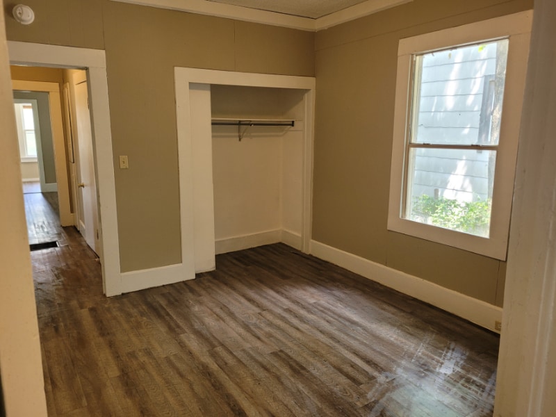 Building Photo - 2200 Dodson Ave