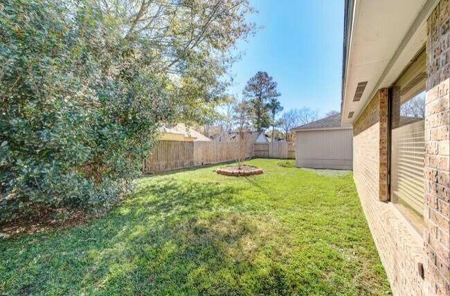 Building Photo - 3838 Fawn Creek Dr