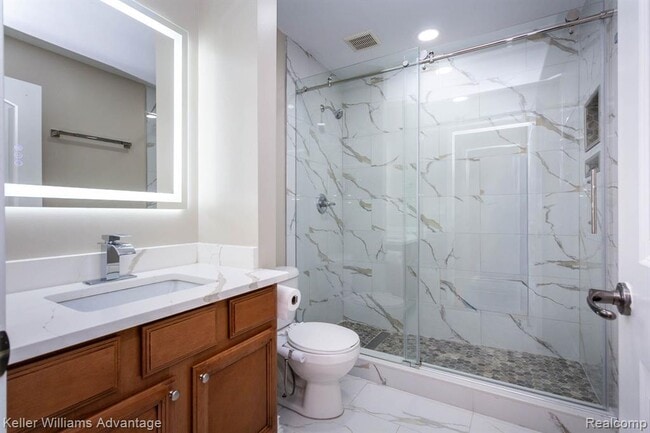 Building Photo - 24975 Bloomfield Ct