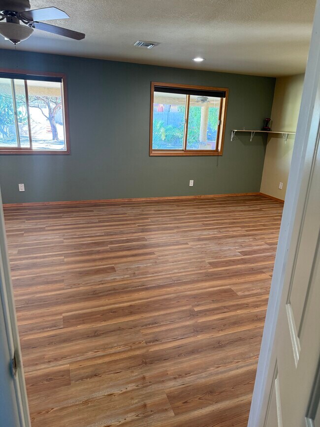 Building Photo - 7940 E Constant Pl