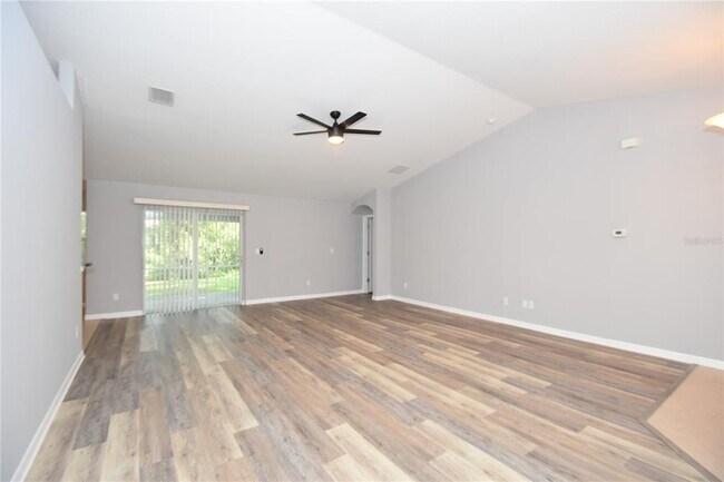 Building Photo - 6 Kathleen Trail