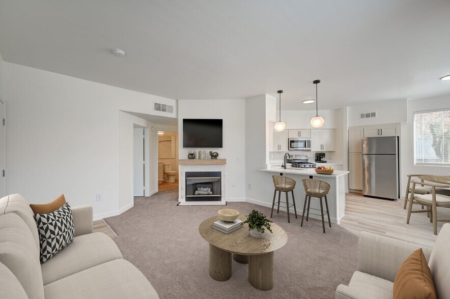 Building Photo - Viviani