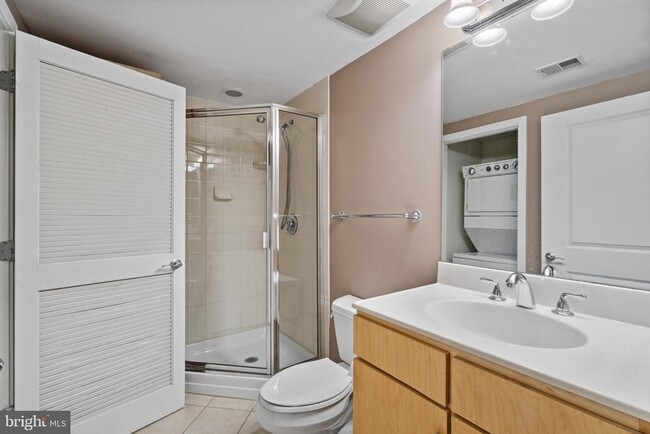 Building Photo - 1117 10th St NW