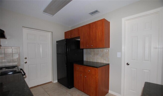 Building Photo - 312 E Hibiscus Dr