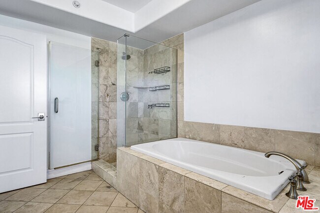 Building Photo - 1520 S Shenandoah St