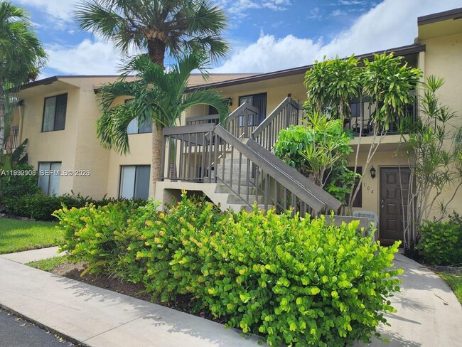 Building Photo - 21951 Soundview Terrace