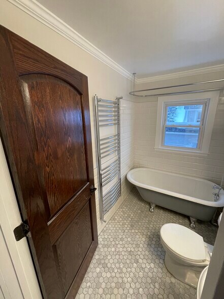 Building Photo - 3424 Garfield Ave