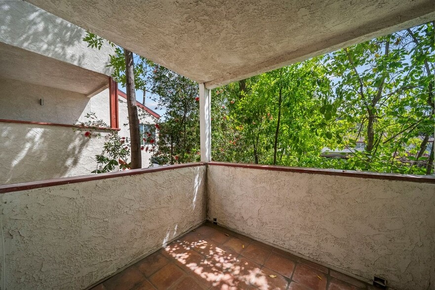 Building Photo - 22647 Margarita Dr