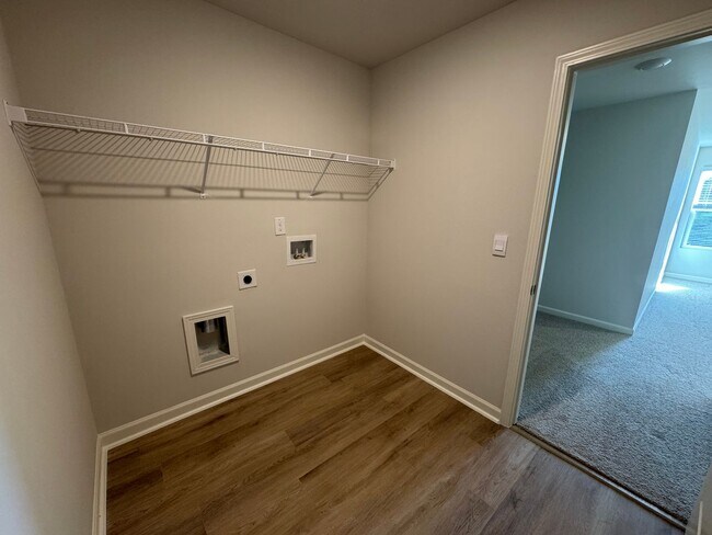 Building Photo - Brand New 5/3 House in Armuchee- $2,295