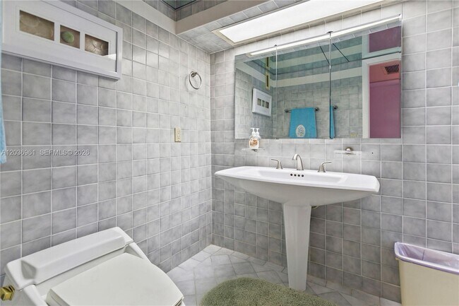 Building Photo - 4280 Galt Ocean Dr