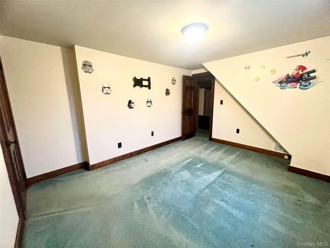 Building Photo - 57 Hubbard Rd