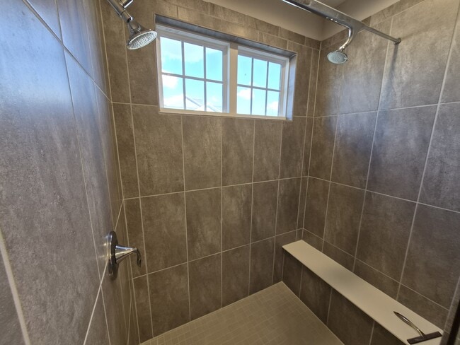 Building Photo - 14221 James Dean Dr