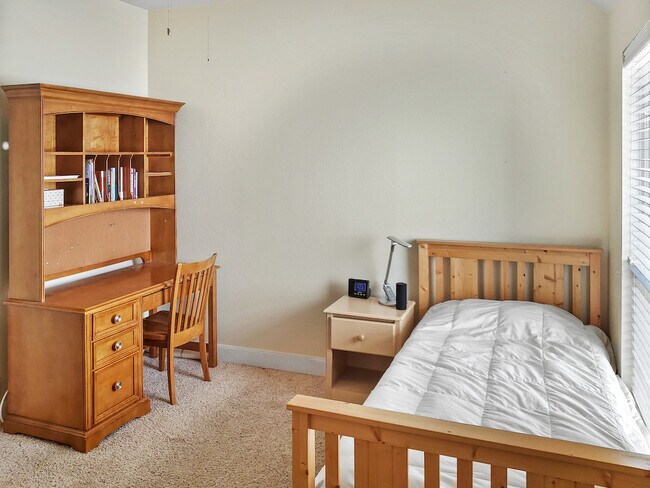 Building Photo - 8109 Endeavor Cir
