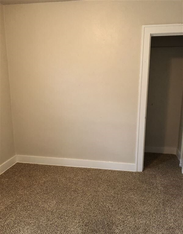 Building Photo - 1121 N 12th St