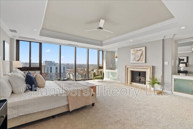 Building Photo - 1530 Key Blvd