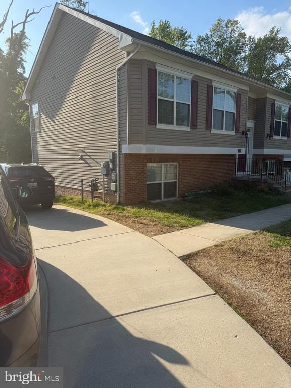 Building Photo - 6518 60th Ave