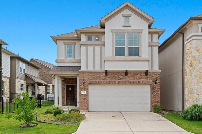 Building Photo - 2105 Town Centre Dr