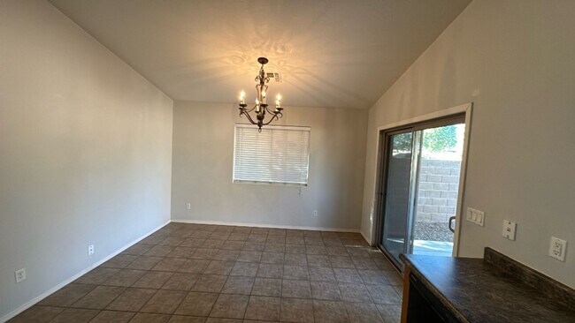 Building Photo - NEWLY LISTED - BEAUTIFUL HOME IN SAN TAN HEIGHTS!