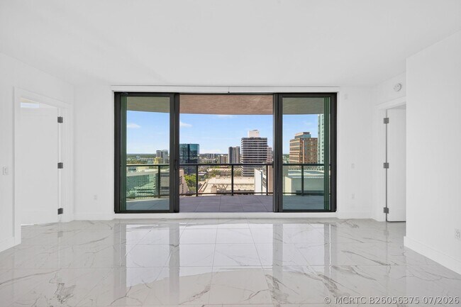 Building Photo - 100 E Las Olas Blvd