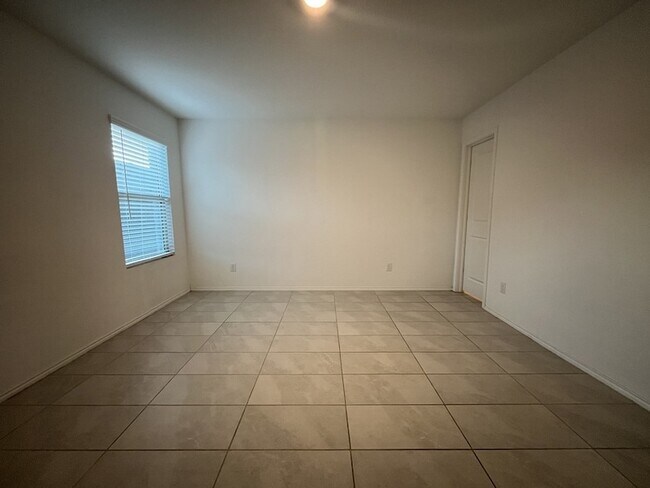 Building Photo - 3408 Harper St