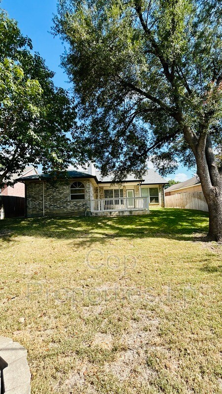 Building Photo - 6362 Parkland Oaks Dr