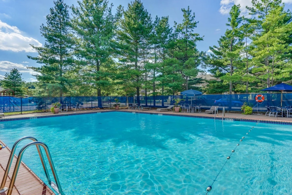 Pool - 23 Gloria Ct