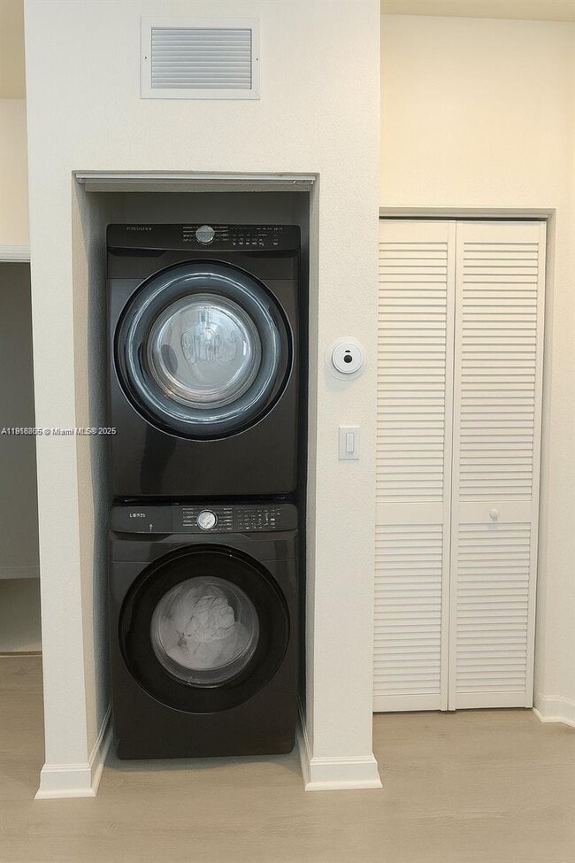 Building Photo - 3386 W 106th Terrace