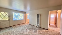 Building Photo - Spacious top floor 2 bedroom, walking dist...