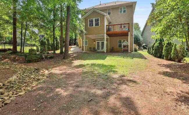 Building Photo - 164 Greenview Dr