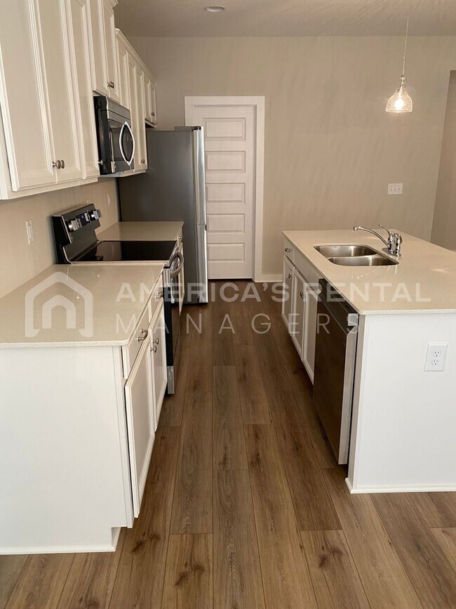 Building Photo - Home for Rent in Cullman, AL!!! Available to View with 48 Hour Notice!!!