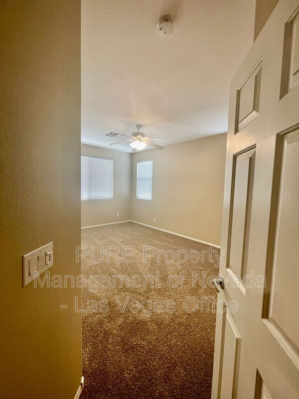 Building Photo - 10445 Orchard Ladge St