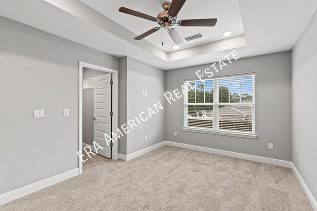 Building Photo - 406 Walters Cir