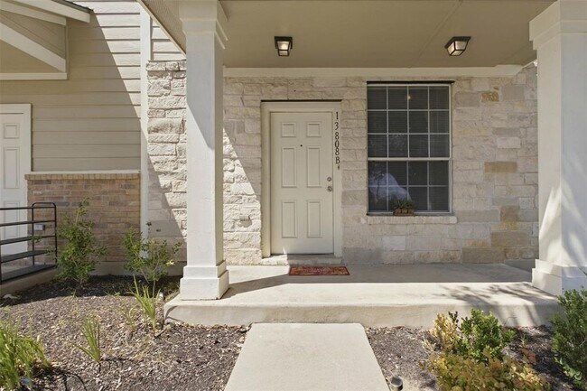 Building Photo - 13808 Harris Ridge Blvd