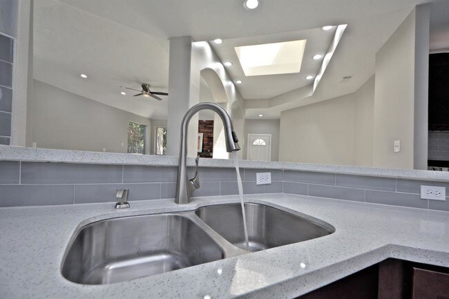 Building Photo - 21015 Eagle Bend