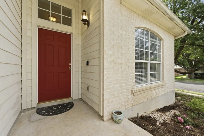 Building Photo - 2700 Cradle Rock Trl