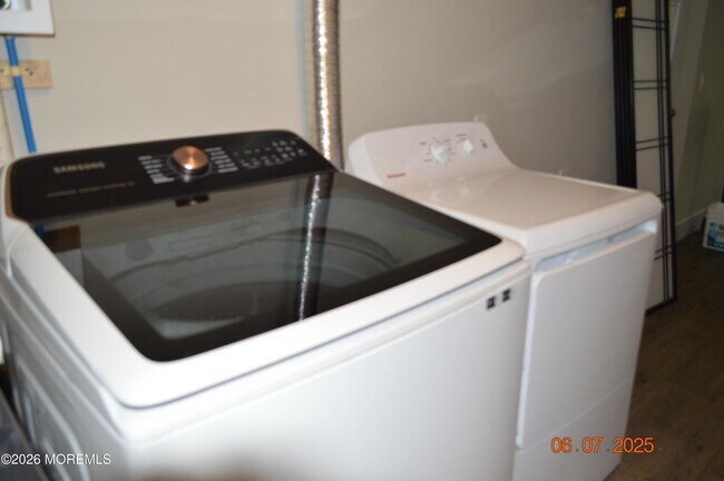 Building Photo - 14 Homestead Ln