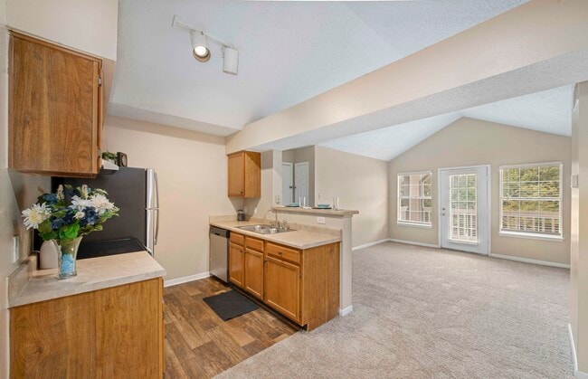 Building Photo - MAA Eagle Ridge