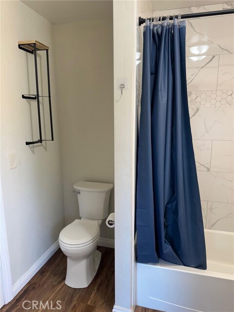 Building Photo - 3298 N Arrowhead Ave