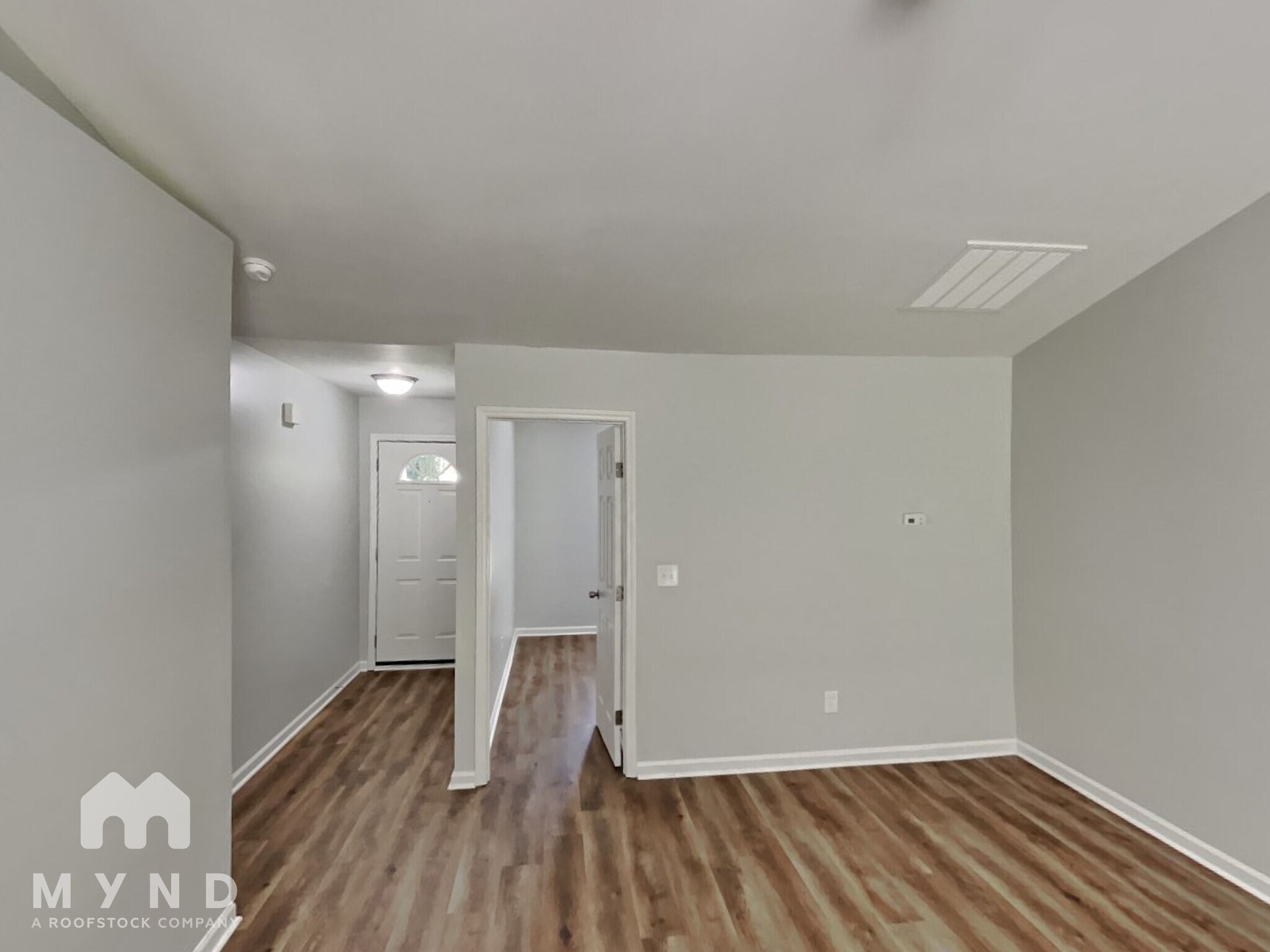 Building Photo - 3604 Oakwood Rd