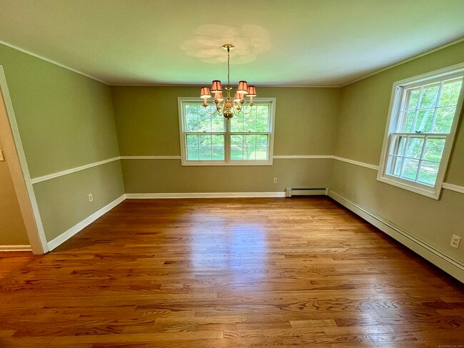 Building Photo - 25 Jade Tree Ln