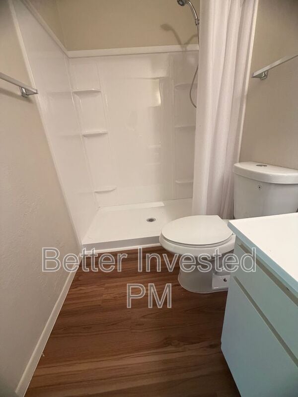 Building Photo - 2808 Tachevah Dr