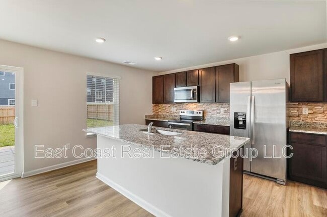 Building Photo - 399 Toulouse Ln