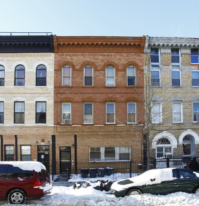 Building Photo - 190 Irving Ave