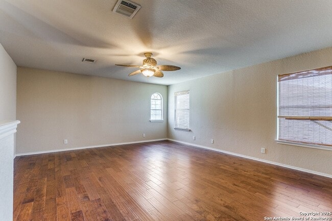 Building Photo - 8227 Maloy Manor