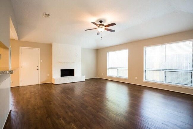 Building Photo - 7311 Skybright Ln